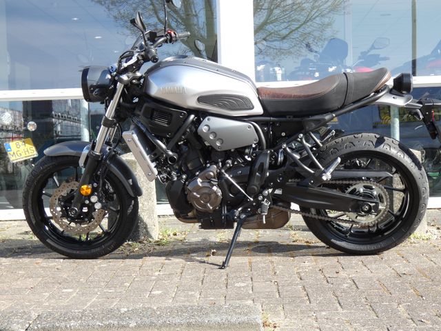yamaha - xsr-700-abs