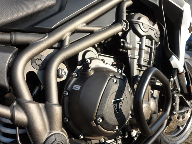 triumph - tiger-1200-xrx