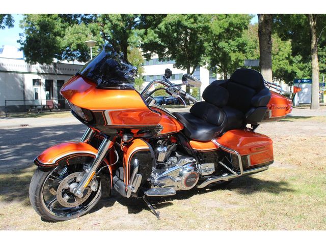 harley-davidson - road-glide-limited-cvo-fltrkse