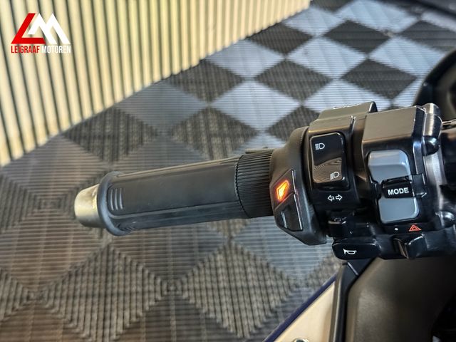 yamaha - yzf-r1
