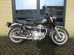 KAWASAKI W800
