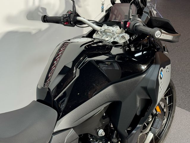 bmw - f-900-gs-adventure