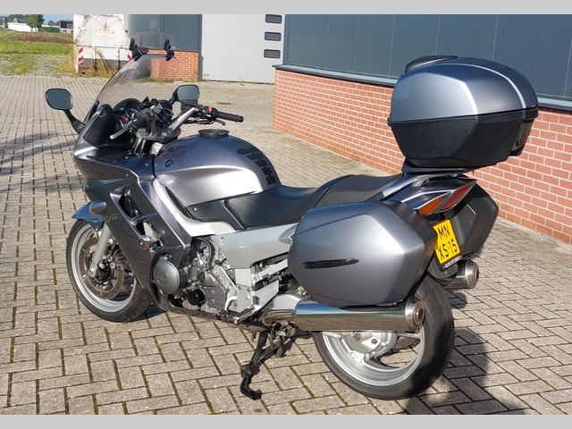 yamaha - fjr-1300