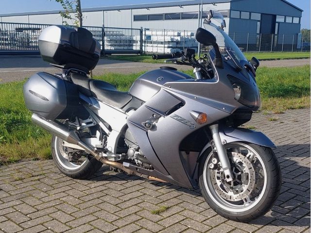 yamaha - fjr-1300