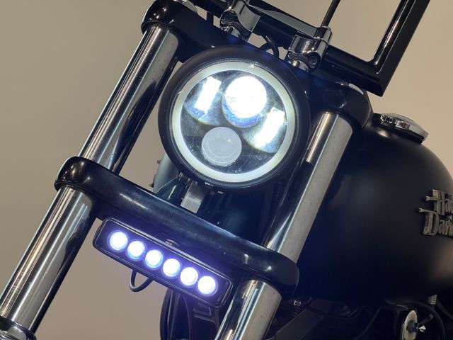 harley-davidson - street-bob-fxdb