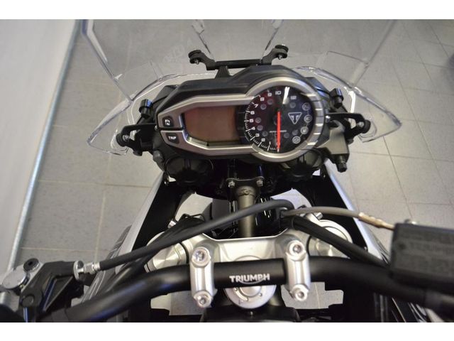 triumph - tiger-800-xr