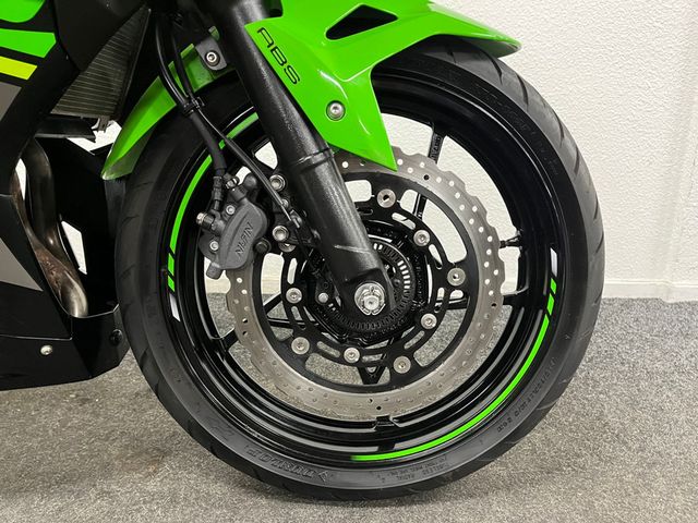 kawasaki - ninja-400-krt-edition