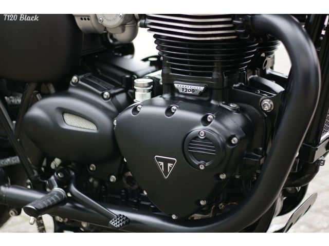 triumph - bonneville-t-120-black