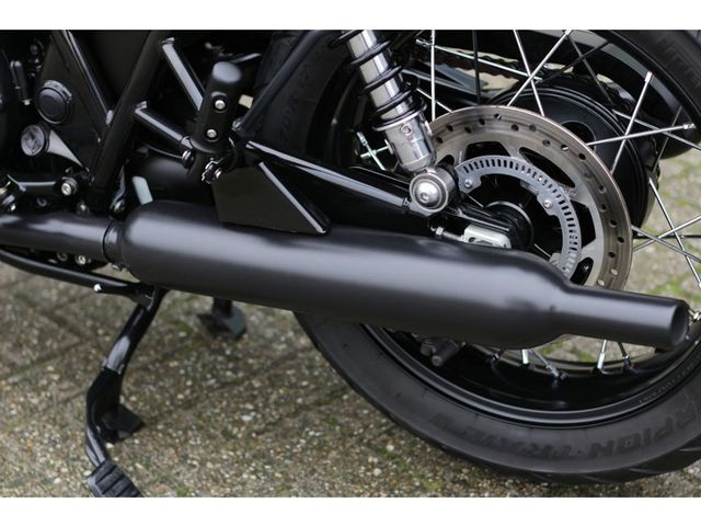 triumph - bonneville-t-120-black