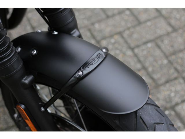 triumph - bonneville-t-120-black