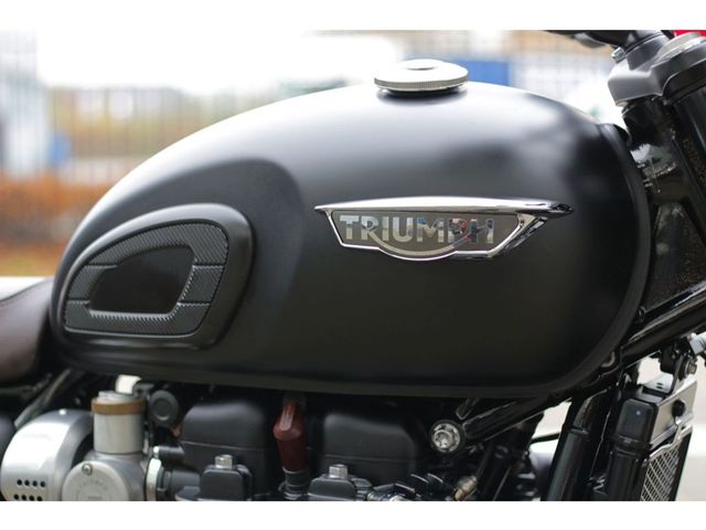 triumph - bonneville-t-120-black