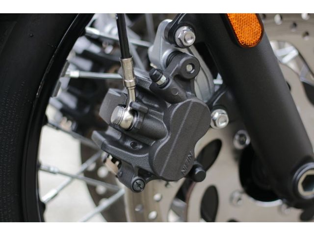 triumph - bonneville-t-120-black