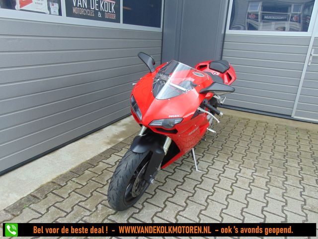 ducati - 848