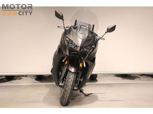 yamaha - tmax-tech-max-560