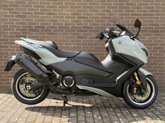 YAMAHA TMAX 560
