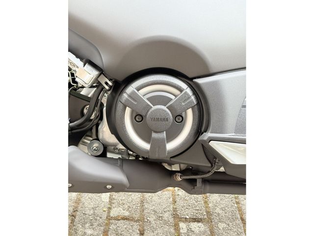 yamaha - tmax-560