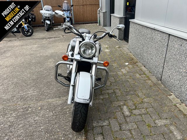 suzuki - vl-800-volusia
