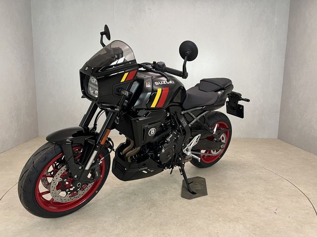 suzuki - gsx-8tt