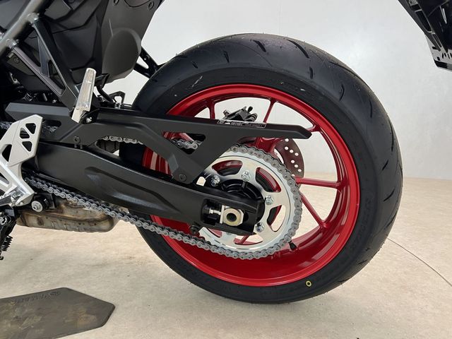 suzuki - gsx-8tt