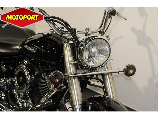 yamaha - xvs-1100-a-dragstar-classic