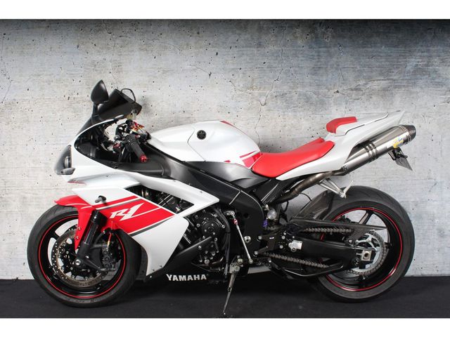 yamaha - yzf-r1