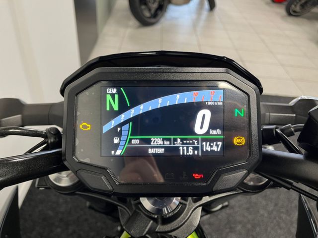 kawasaki - z650