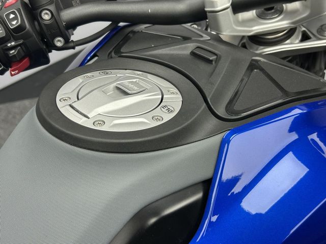 bmw - r-1300-gs-trophy