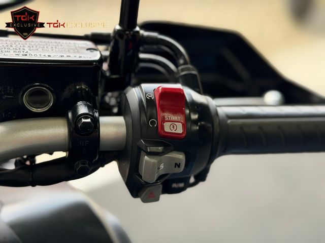 honda - crf-1000-l-africa-twin-dct