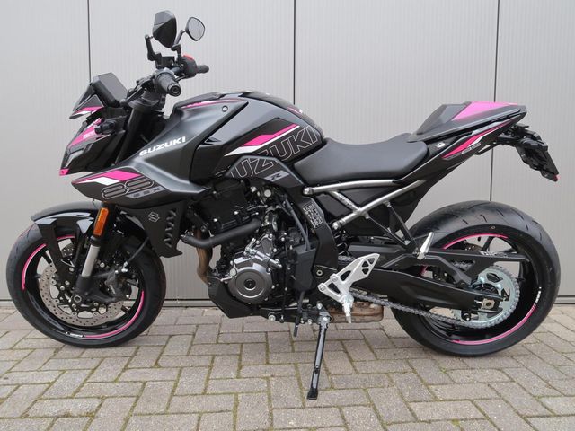 suzuki - gsx-8s