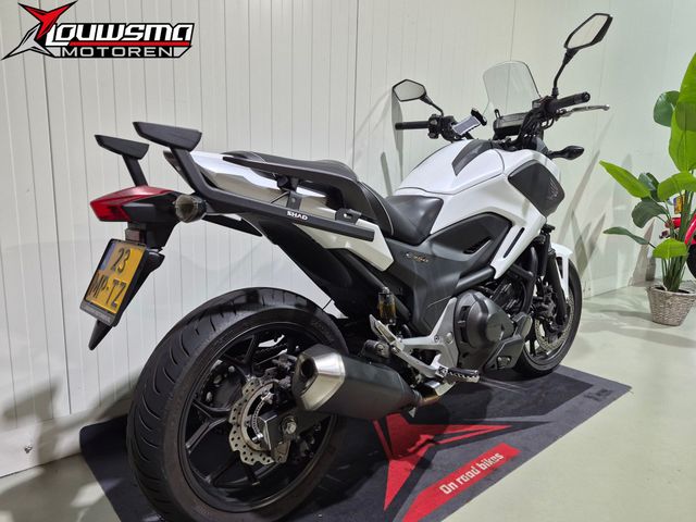 honda - nc-700-x-dct