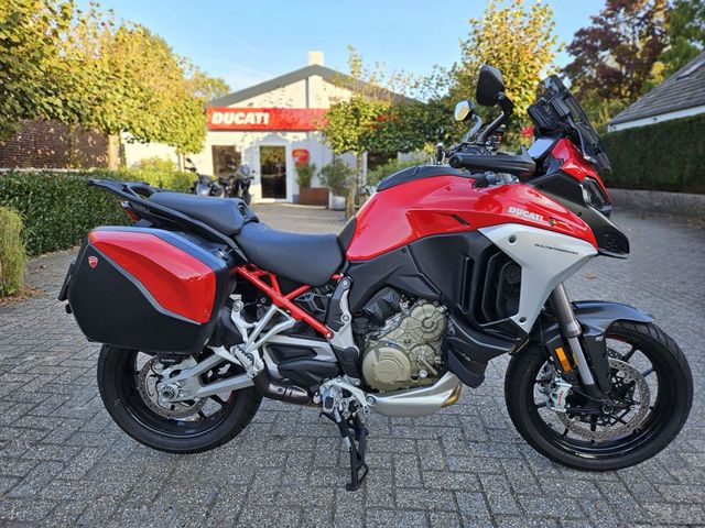 ducati - multistrada-v4-s