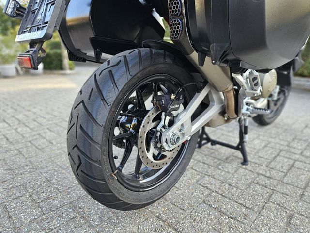 ducati - multistrada-v4-s