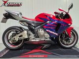 HONDA CBR 600 RR