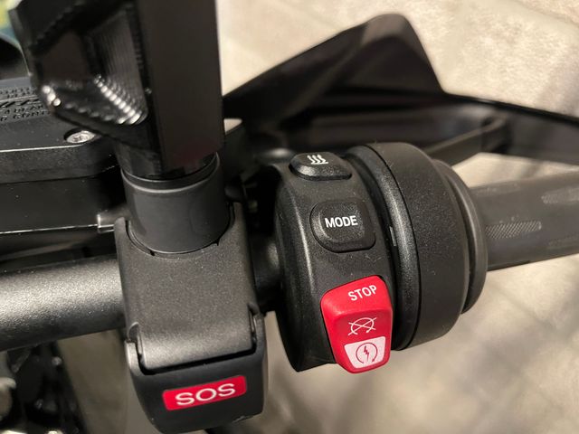 bmw - r-1250-gs-triple-black