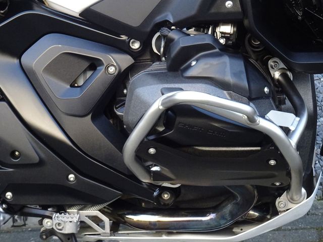 bmw - r-1300-gs-adventure-trophy