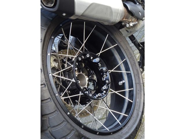 bmw - r-1300-gs-adventure-trophy