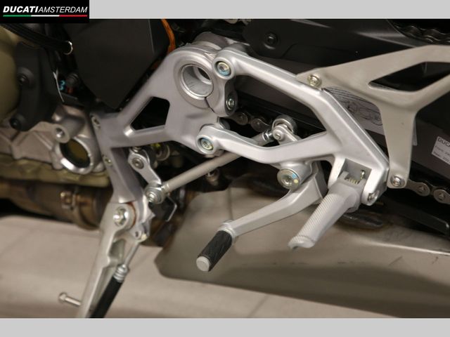 ducati - streetfighter-v4s