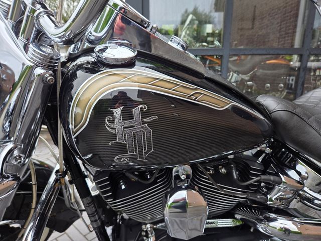 harley-davidson - softail-deluxe-flstn