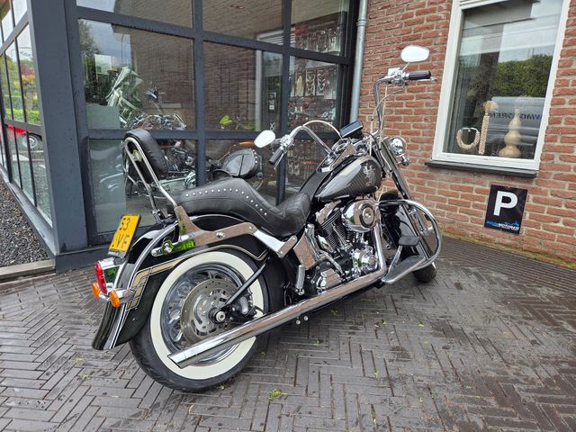 harley-davidson - softail-deluxe-flstn