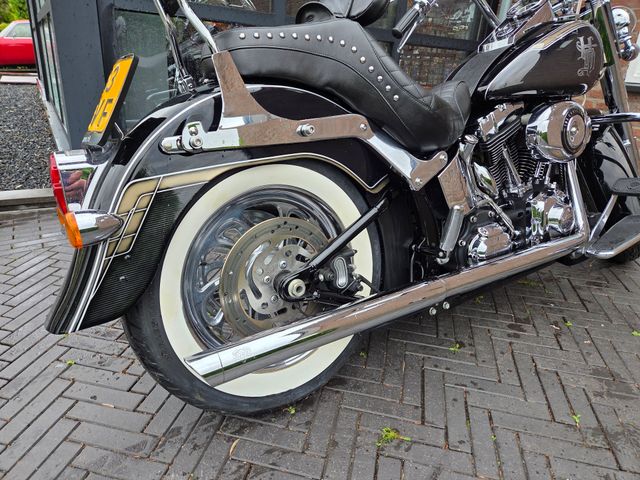 harley-davidson - softail-deluxe-flstn