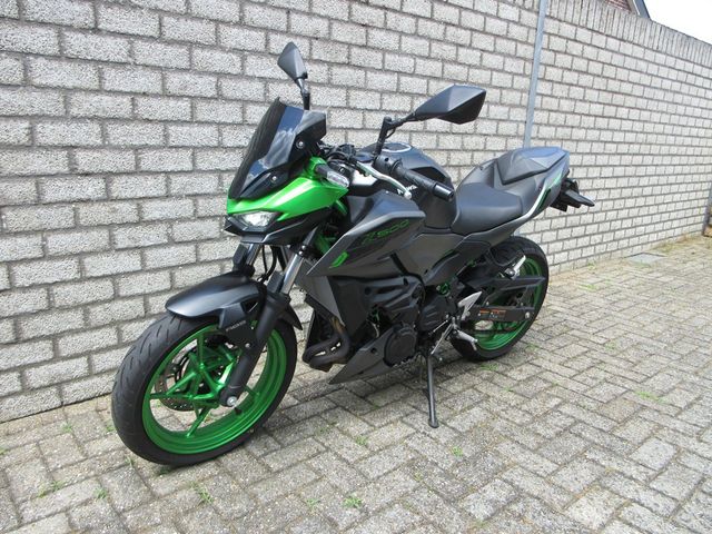 kawasaki - z-500