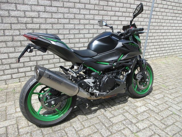 kawasaki - z-500