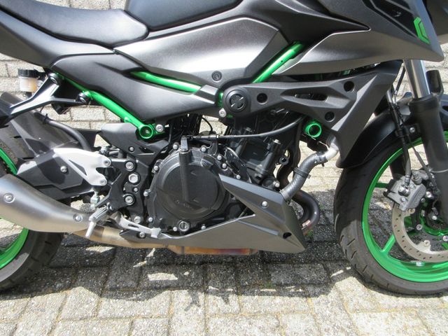kawasaki - z-500