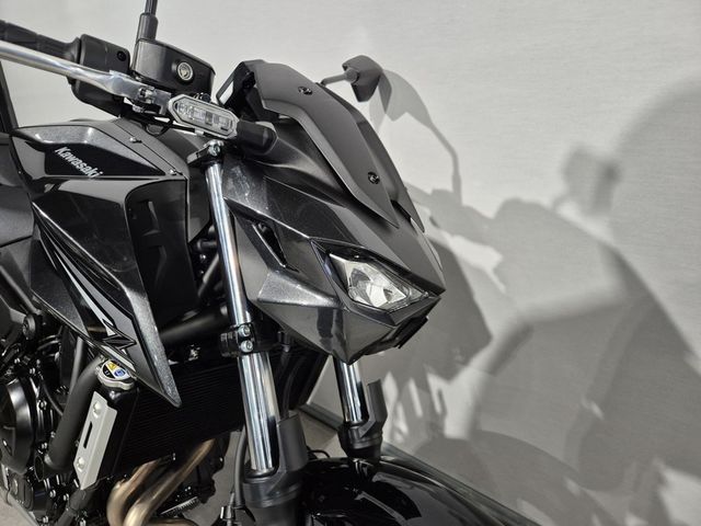 kawasaki - z650-s
