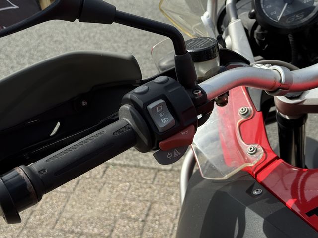bmw - r-1200-gs-adventure
