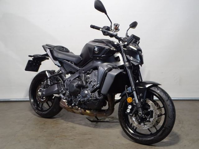 yamaha - mt-09-y-amt