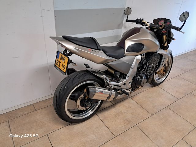 kawasaki - z1000