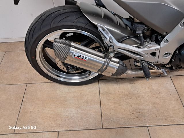 kawasaki - z1000