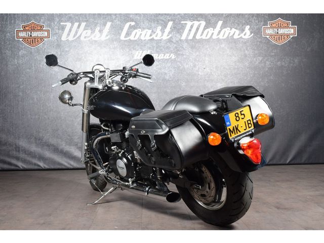 triumph - speedmaster