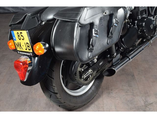 triumph - speedmaster